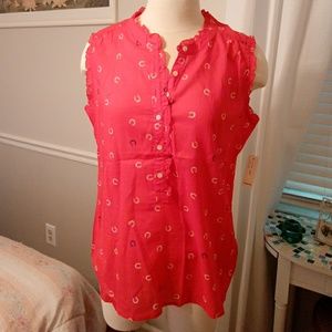 Preppy Red horseshoe ruffle front sleeveless top